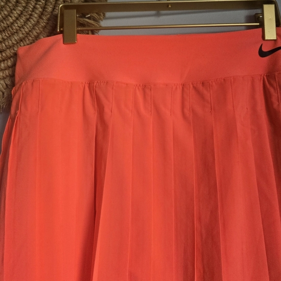 Nike, Victory Court Pleated Hyper Orange Skirt Skort Tennis Preppy Size Large - Picture 4 of 12